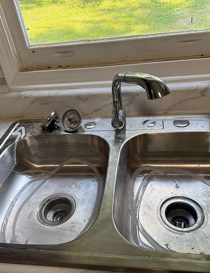 de5da819-fb02-42cd-88f6-b0b466e2ca3e